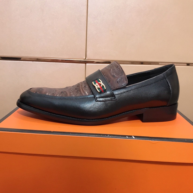 G*u*i leather shoes